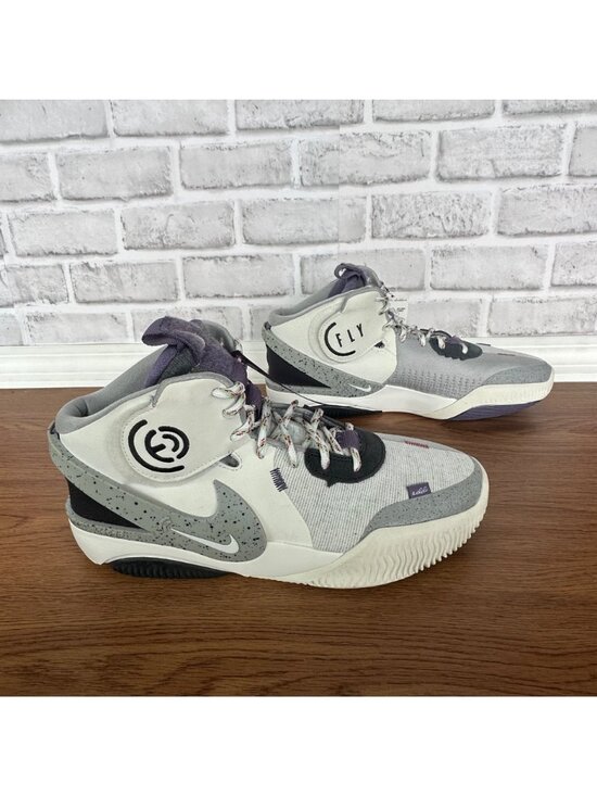 Athletic_Shoes